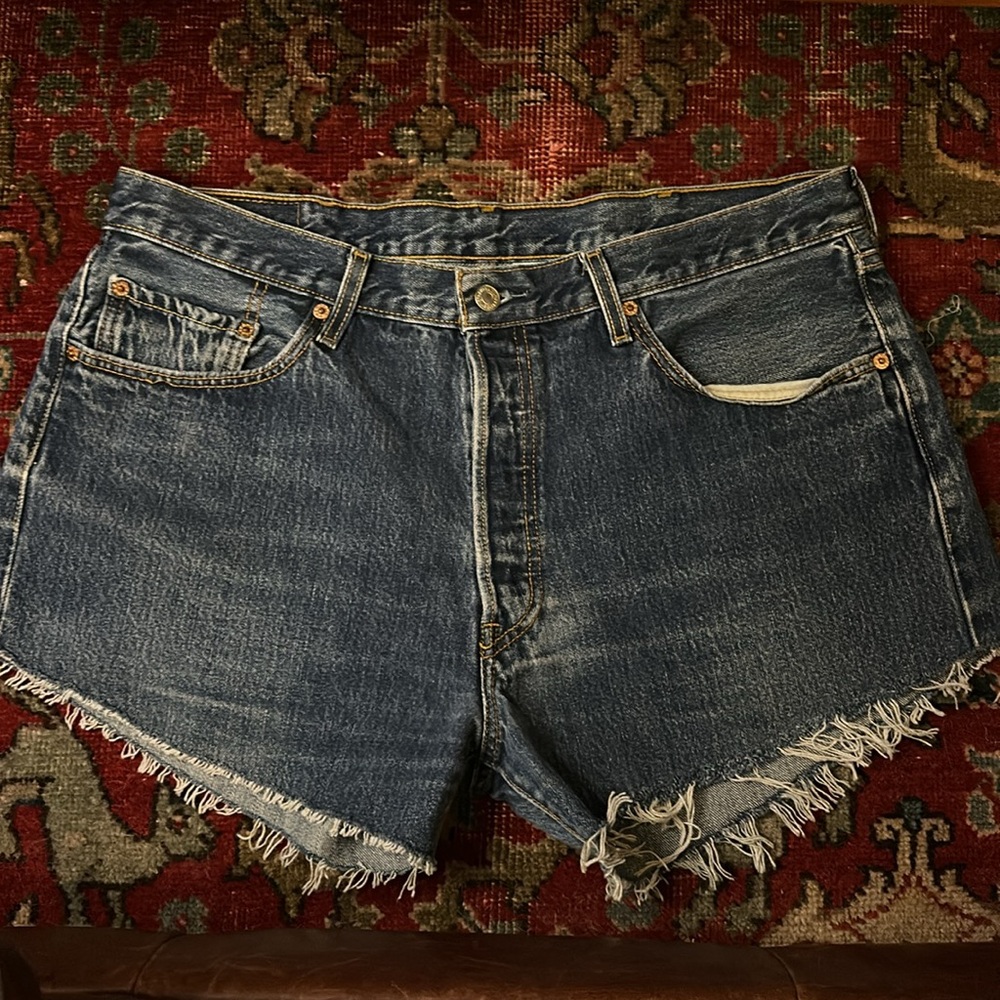 Levi’s | 501 Button fly vintage blue jean cut off high waist shorts